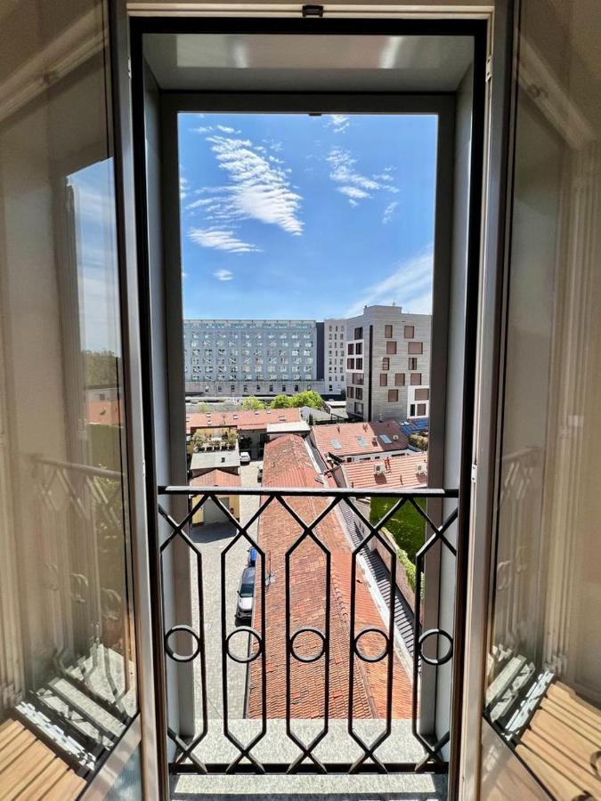 Molis'S House Hotel Milan Exterior photo